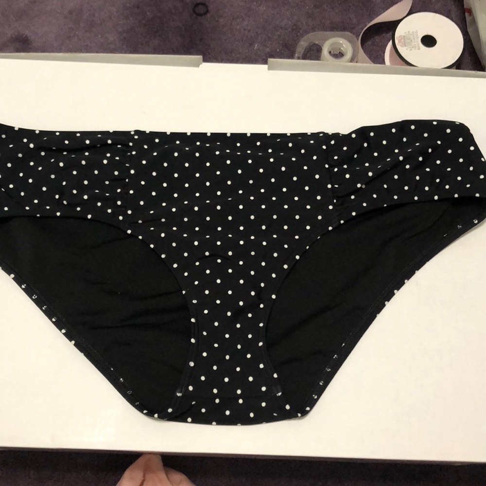 American Eagle hipster swim bottom